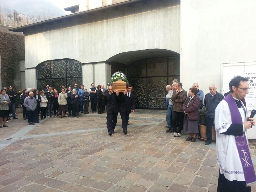 funerali claudio gelmi